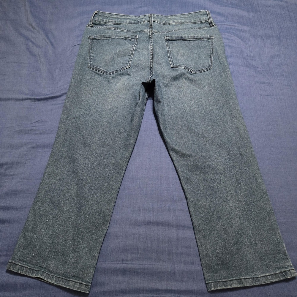 Nine West Capri Jeans Womens 10 Blue Medium Wash Mid Rise Chrystie Stretch Denim - Picture 7 of 9